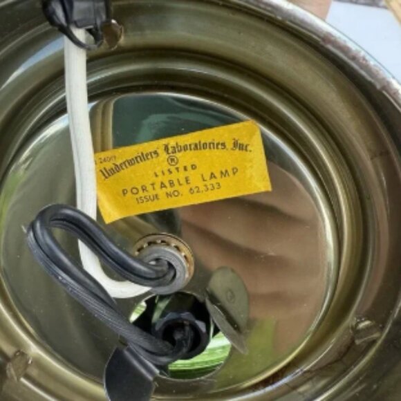 VTG Underwriters Laboratories 70s Nautical Brass And Glass Lamp Green Boat Shade - Picture 9 of 12